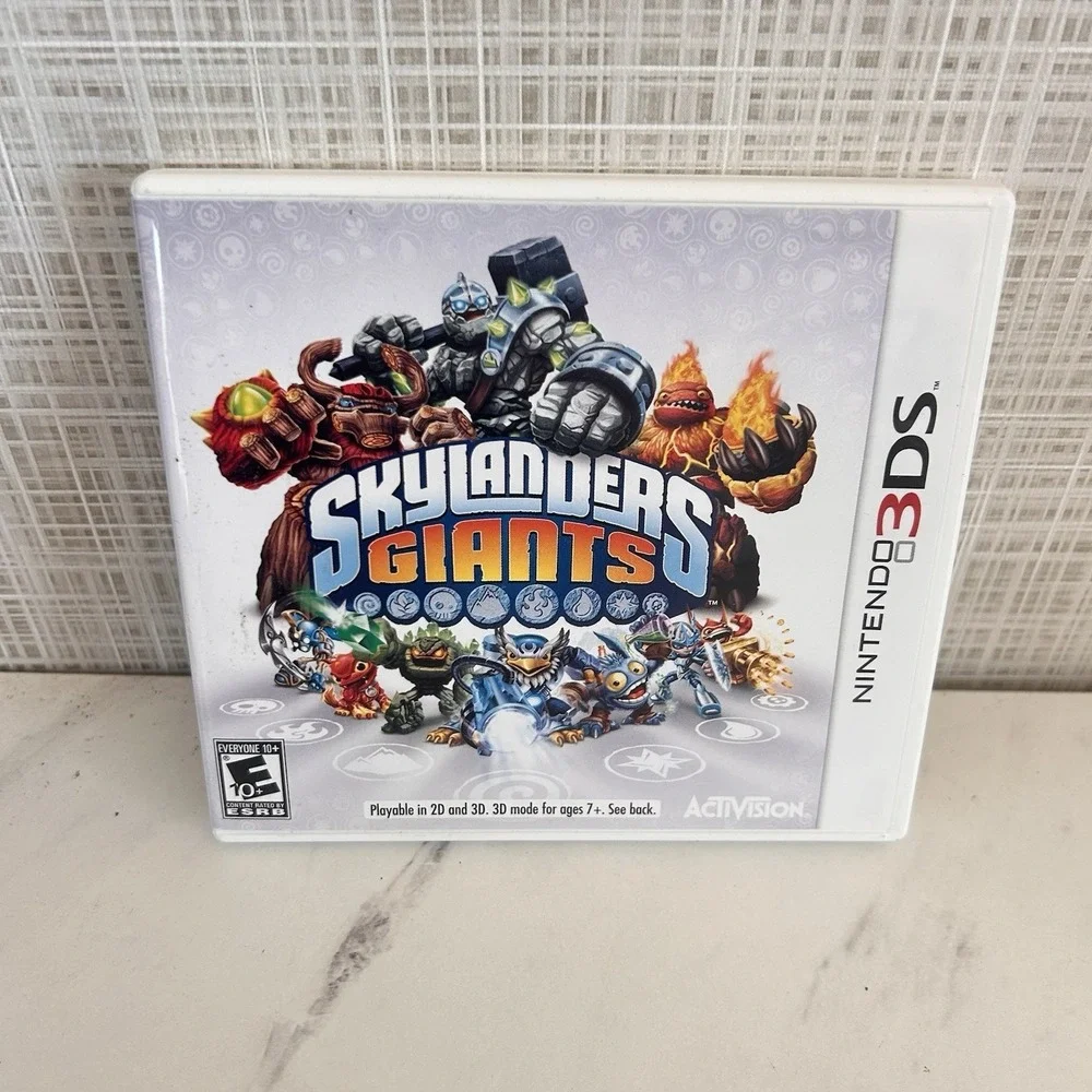 Skylanders Giants Nintendo 3DS Game & Booklet 2012 Not Tested Age 7+ Everyone UU